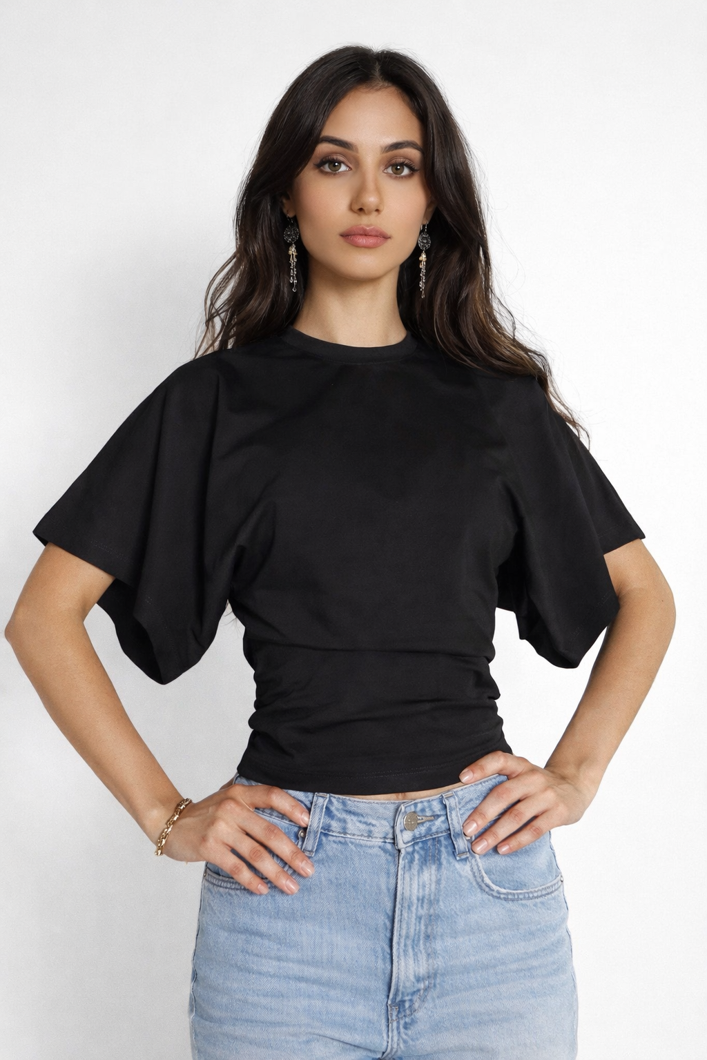 Black fitted T-shirt